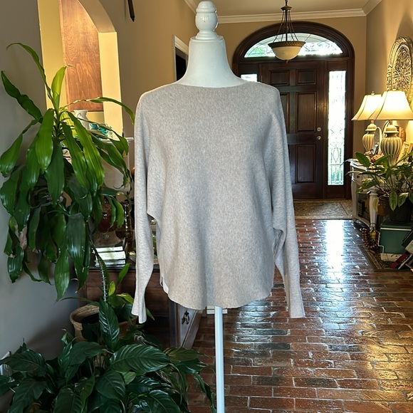 Vila Milano Neutral Tan Boat Neck Rib Knit Dolman Sleeve Sweater szL - Picture 2 of 10